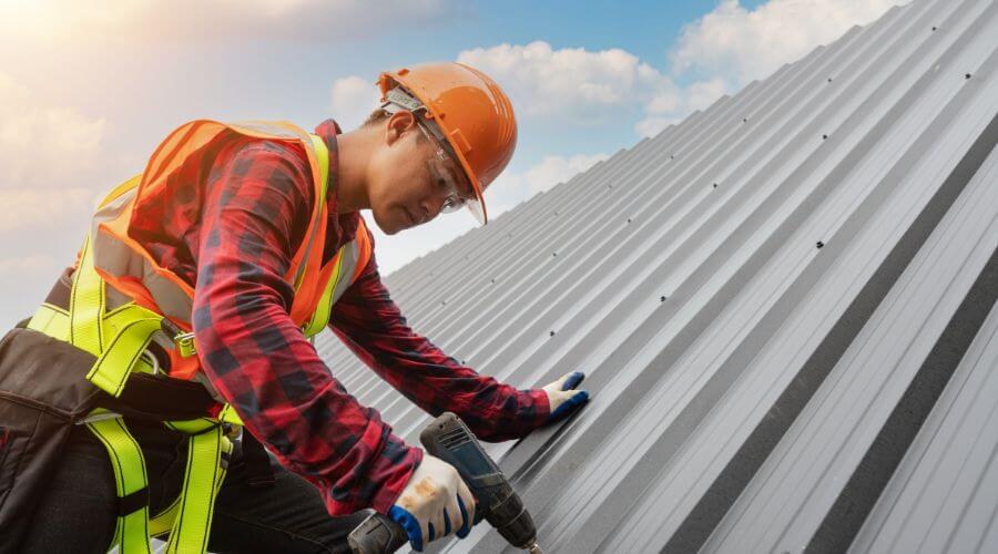 Professional Flat Roofing Installation in Inverness, MS